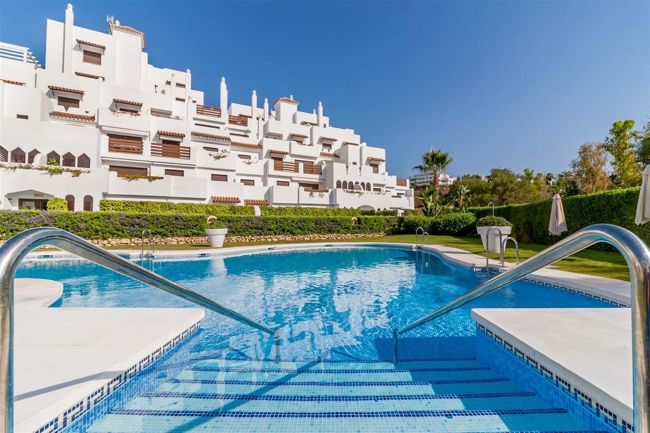 Golf Hill Estepona Canovas Bagian luar foto