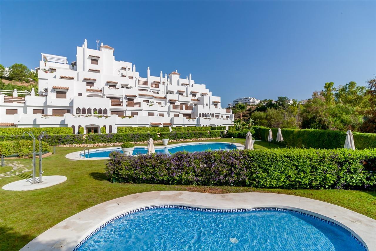 Golf Hill Estepona Canovas Bagian luar foto